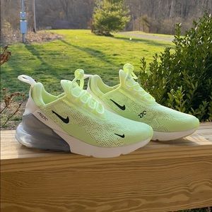 air max 270 barely volt